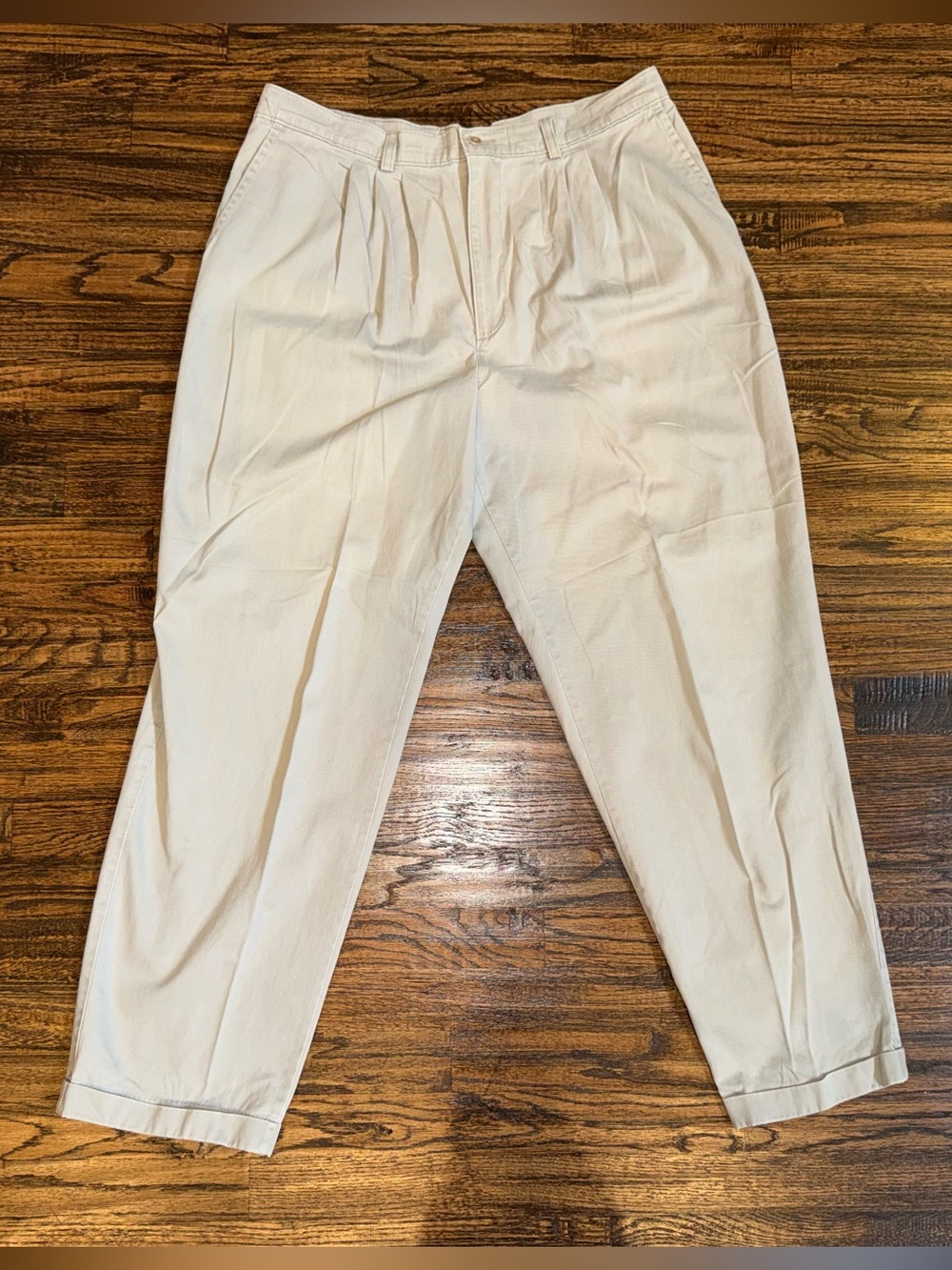 Roundtree & Yorke Vintage 90s Pleated Khaki Dress Pant 32x30? Classic Fit